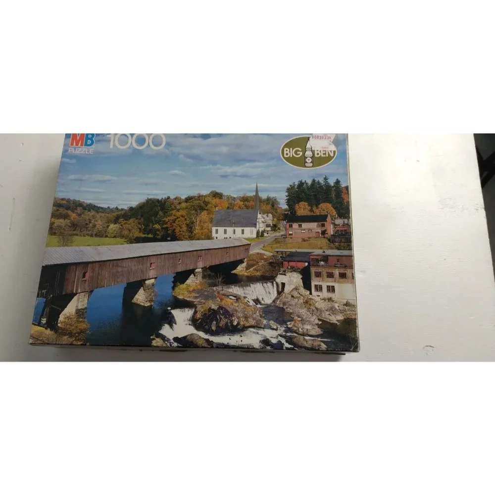 MB 1000 pc Puzzle Countryside Covered Bridge Scenic View Bath NH